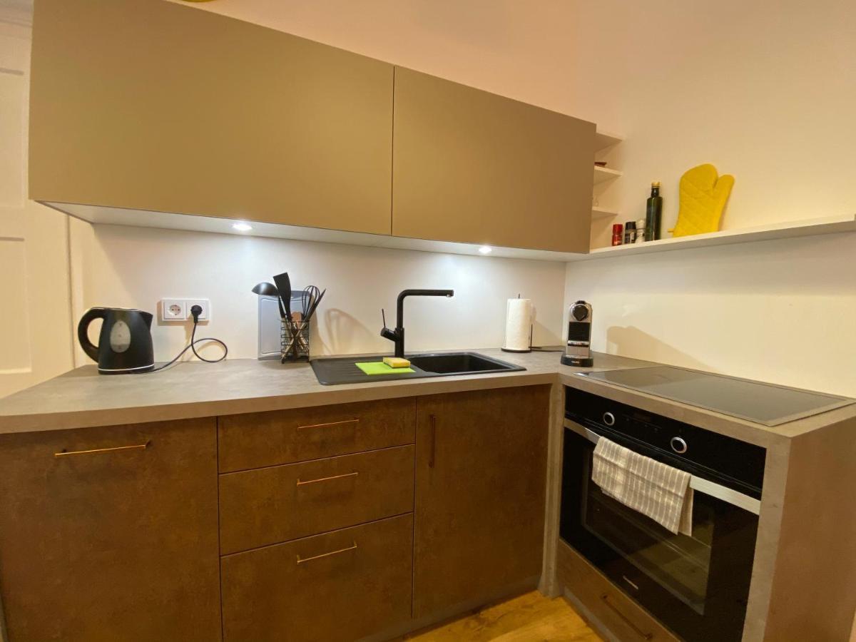 Industrial Apartment Schlossberg Linz Exterior photo